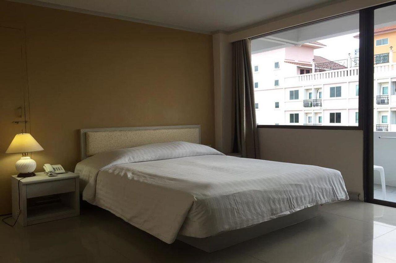 Jomtien Longstay Hotel - Sha Plus Certified Exterior photo